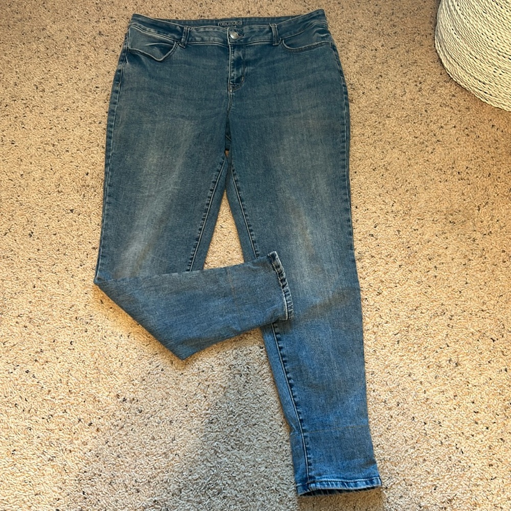 Women’s midrise jeans